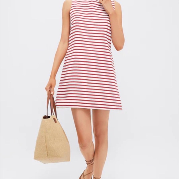 NEW! TUCKERNUCK ACCESSORIES
Raffia Blaine Tote - Picture 4 of 8